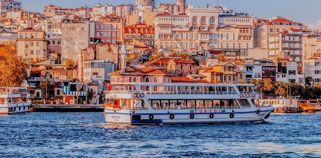 Bosphorus Cruise Tour With Audio Guide