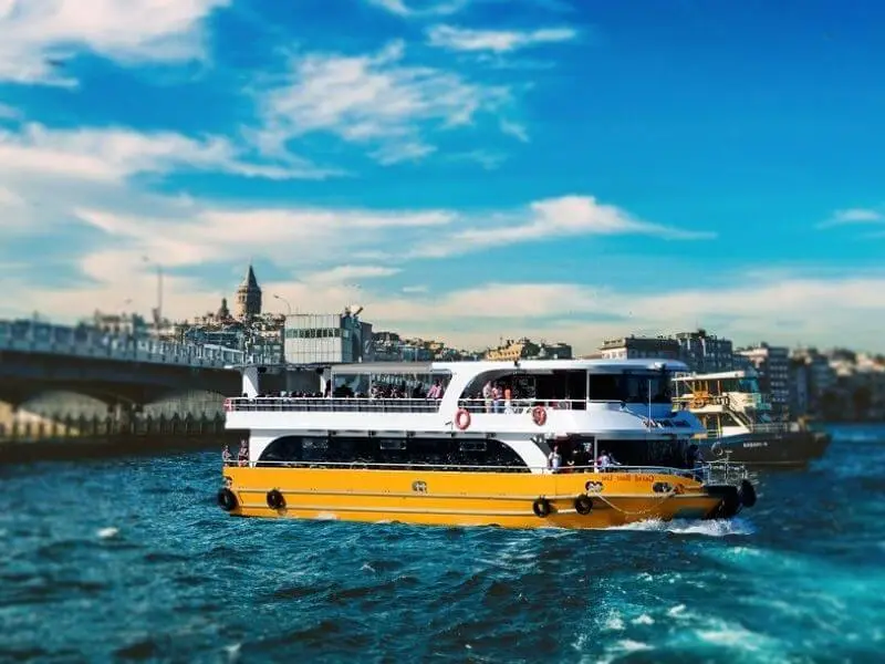Billet Pour La Croisière Sur La Corne D'or Et Le Bosphore